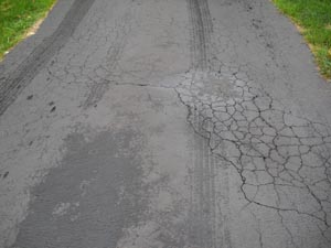 Cracks-Spider-Web-on-Driveway2
